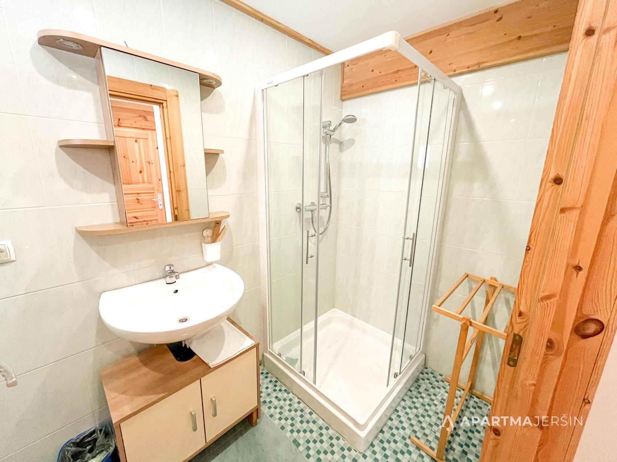 Apartment Jersin Rateče Buitenkant foto